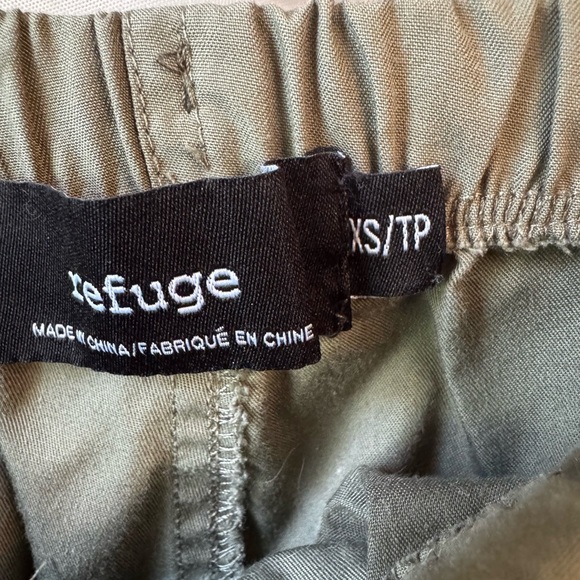 Refuge Green Trousers with Relaxed Fit - Picture 2 of 4